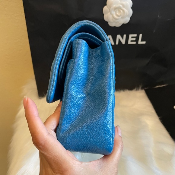 Auth Medium Chanel - Picture 12 of 14